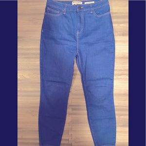 American Apparel’s Crop Pencil Jean